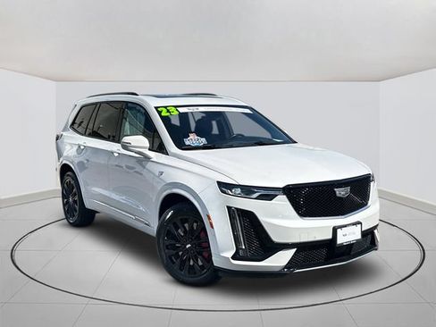 Certified 2023 Cadillac XT6 Sport w/ Technology Package AWD/4WD image 1