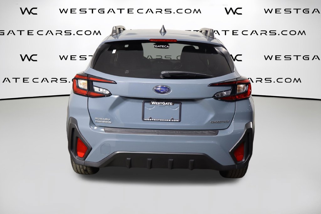 Used 2024 Subaru Crosstrek 2.0i Premium AWD/4WD image 4