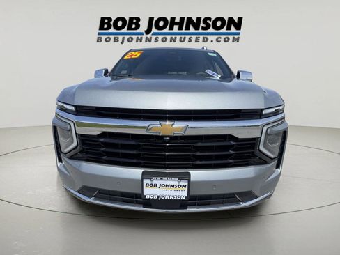Used 2025 Chevrolet Suburban LS AWD/4WD image 24