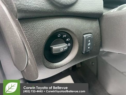 Used 2017 Ford Fiesta SE image 18