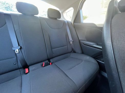 Used 2026 Kia K4 FWD image 36
