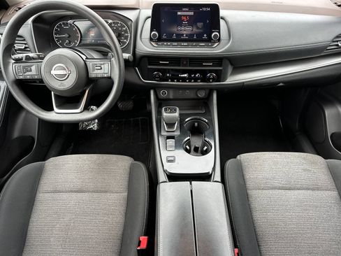 Used 2023 Nissan Rogue SV image 12