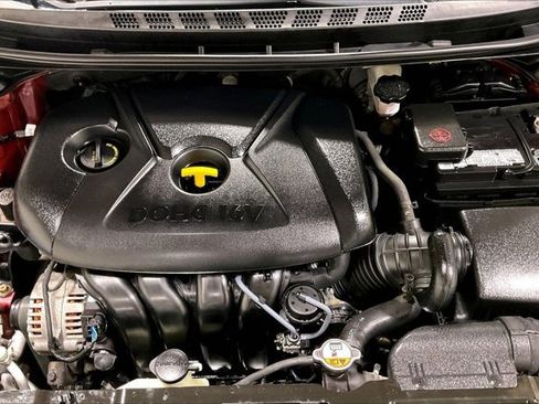 Used 2014 Hyundai Elantra SE w/ Option Group 02 FWD image 10