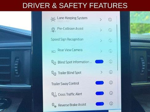 Certified 2022 Ford Explorer Platinum w/ Equipment Group 601A AWD/4WD image 10