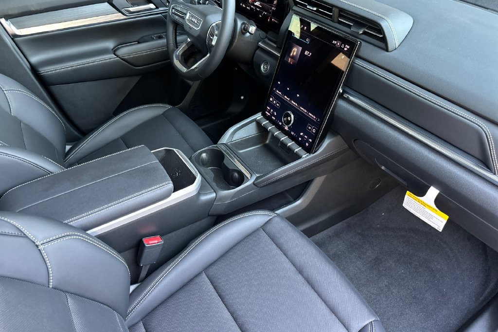 New 2026 GMC Terrain Elevation w/ Elevation Premium Package AWD/4WD image 20