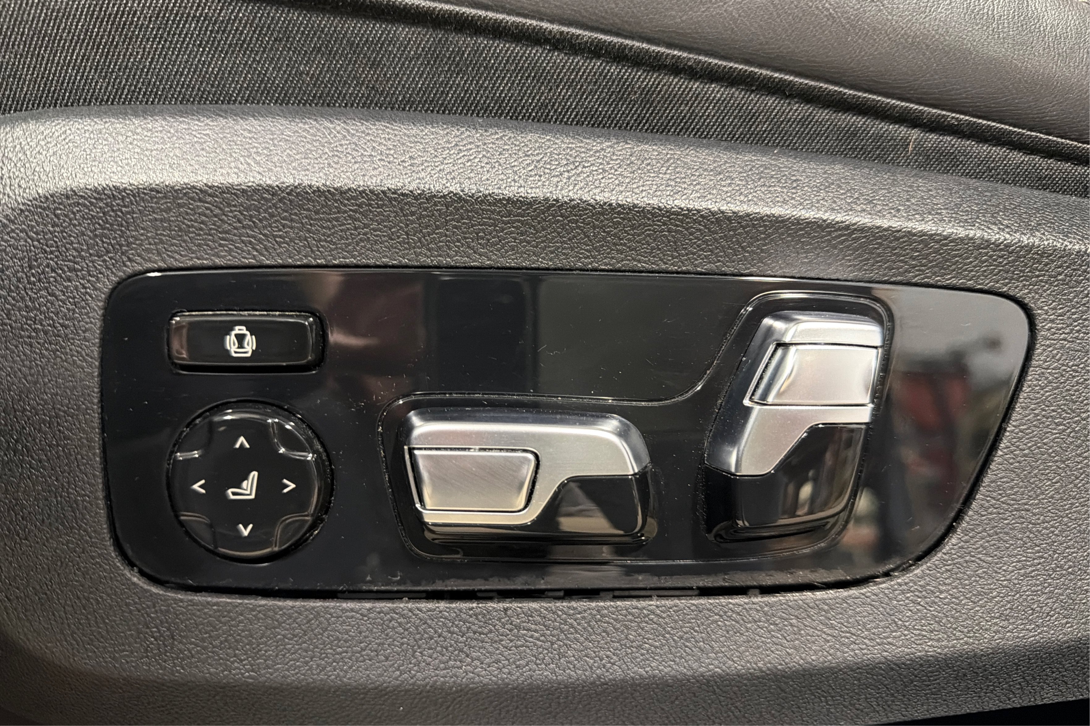 Used 2026 BMW X7 xDrive40i AWD/4WD image 20