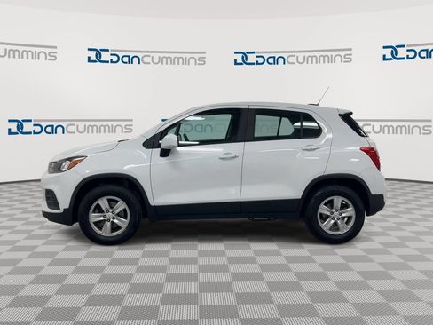 Used 2020 Chevrolet Trax LS AWD/4WD image 5