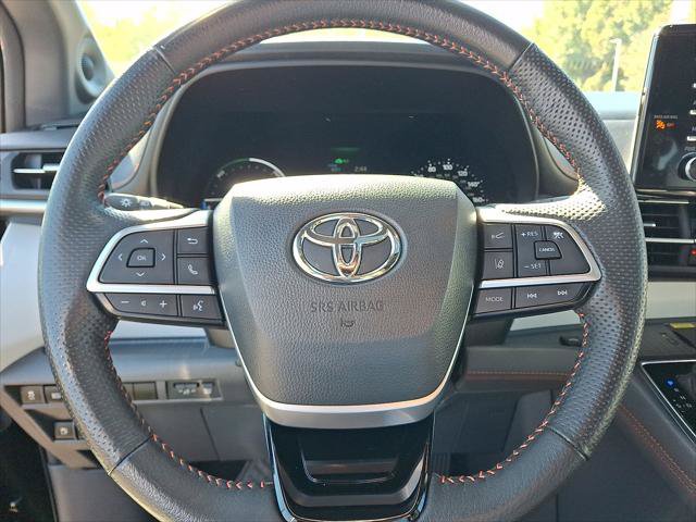 Certified 2023 Toyota Sienna XSE w/ XSE Plus Package AWD/4WD image 17