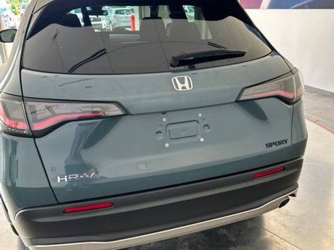 Used 2024 Honda HR-V Sport image 6