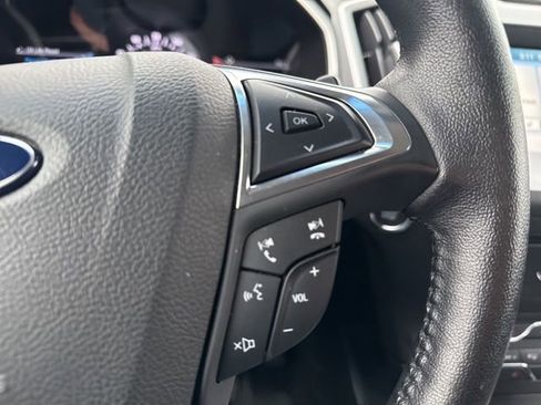 Used 2017 Ford Edge SEL w/ Equipment Group 201A image 19