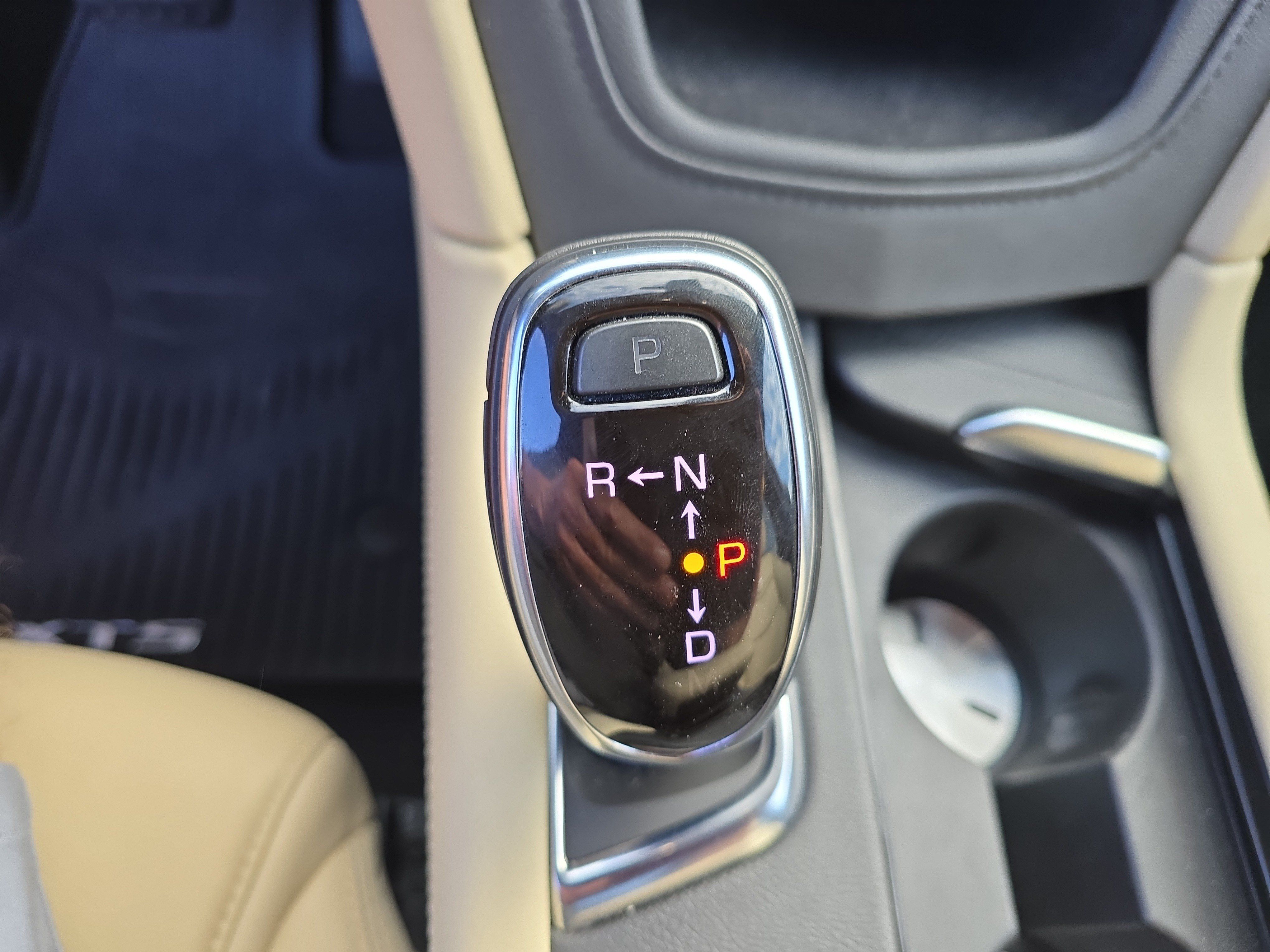 Used 2019 Cadillac XT5 Premium Luxury AWD/4WD image 34