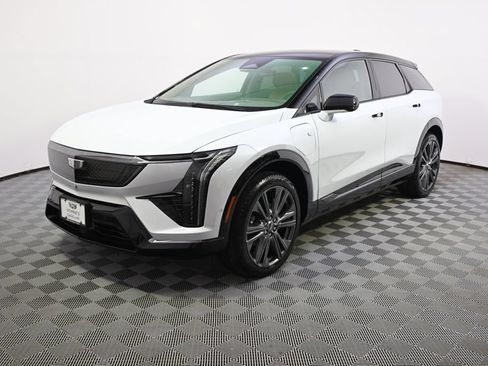 New 2026 Cadillac Optiq Sport 2 w/ LPO, Floor Liner Package AWD/4WD image 1