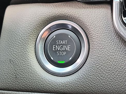 New 2026 Chevrolet Colorado ZR2 w/ Technology Package AWD/4WD image 27