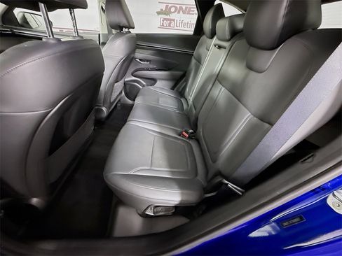 Certified 2022 Hyundai Tucson Limited w/ Winter Package image 30