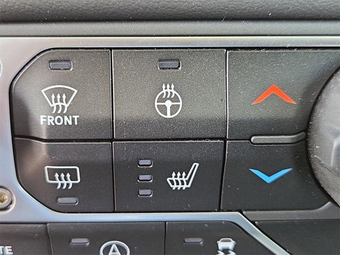 Certified 2025 Jeep Gladiator Rubicon w/ Safety Group image 24