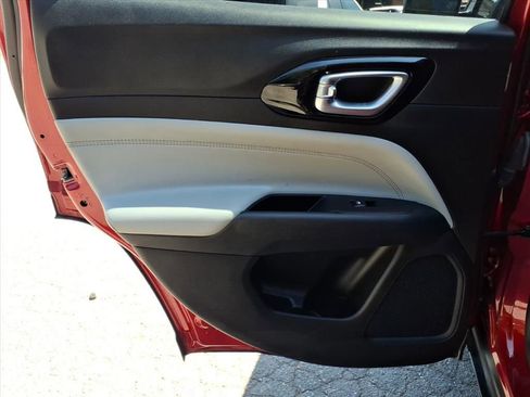 Used 2024 Jeep Compass Limited AWD/4WD image 25