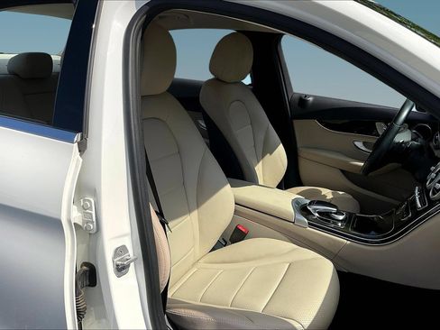 Used 2015 Mercedes-Benz C 300 4MATIC Sedan image 28