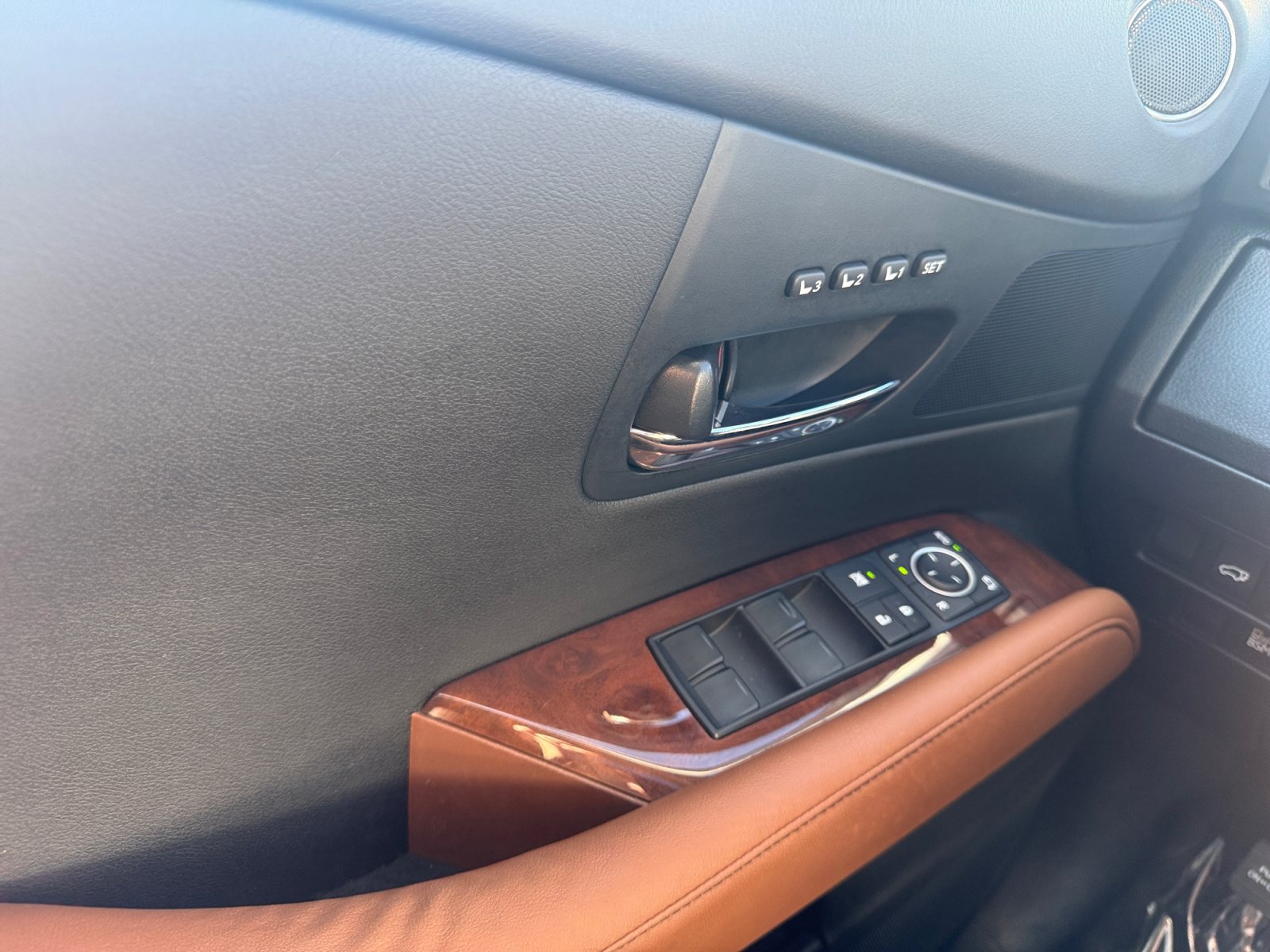 Used 2013 Lexus RX 350 AWD w/ Navigation Pkg image 13
