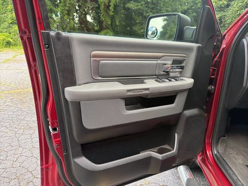 Used 2014 RAM 1500 Big Horn RWD image 15