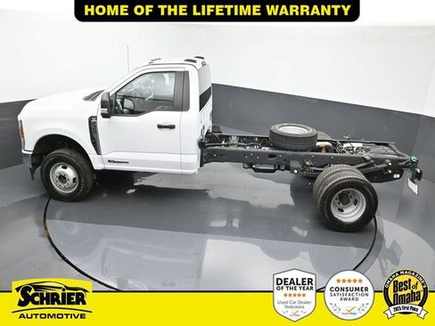 Used 2024 Ford F350 XLT image 47