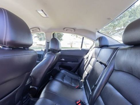 Used 2015 Chevrolet Cruze LT FWD image 13