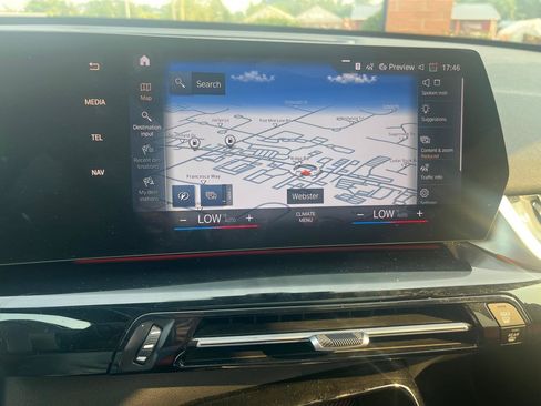 Used 2023 BMW X1 xDrive28i w/ Convenience Package AWD/4WD image 11
