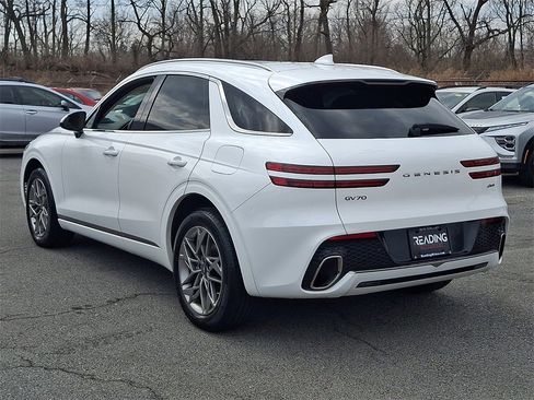 Used 2022 Genesis GV70 2.5T w/ Select Package image 7