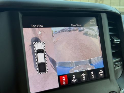 Used 2022 RAM 2500 Laramie AWD/4WD image 22