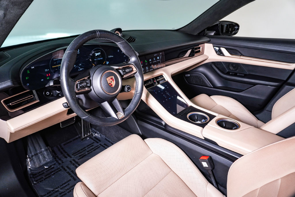 Used 2020 Porsche Taycan Turbo AWD/4WD image 4