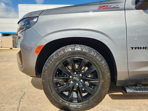 Used 2022 Chevrolet Tahoe Z71 w/ Z71 Off-Road Package AWD/4WD image 9