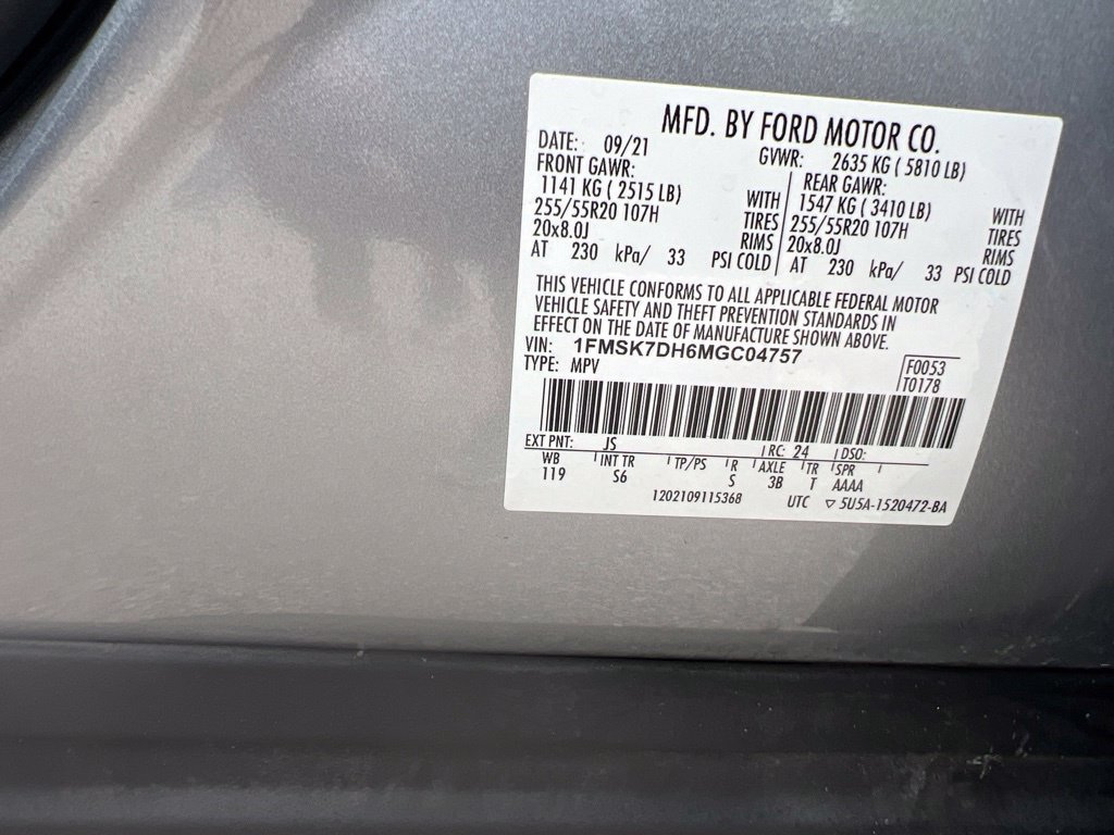 Used 2021 Ford Explorer XLT w/ Equipment Group 202A RWD image 32
