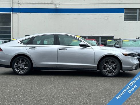 Used 2024 Honda Accord EX image 4