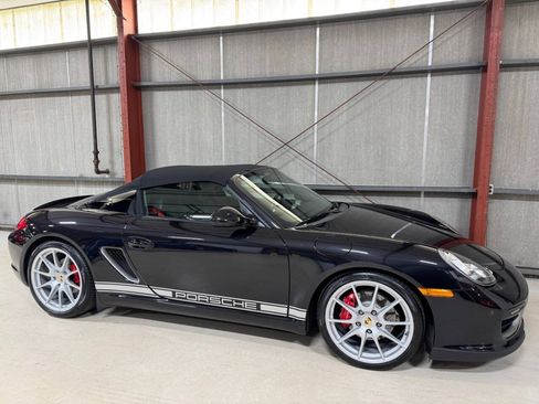 Used 2011 Porsche Boxster Spyder RWD image 34