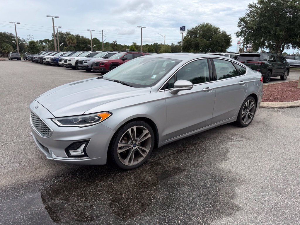 Used 2020 Ford Fusion Titanium AWD/4WD image 11