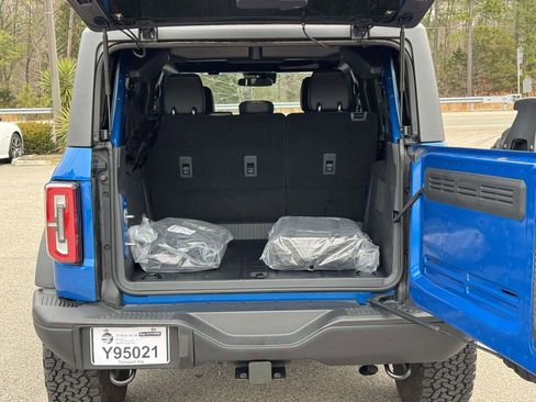 Used 2024 Ford Bronco Badlands image 16