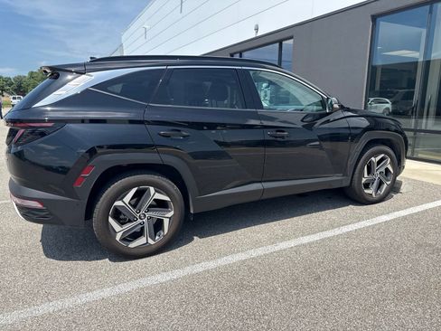 Used 2022 Hyundai Tucson Limited AWD/4WD image 3