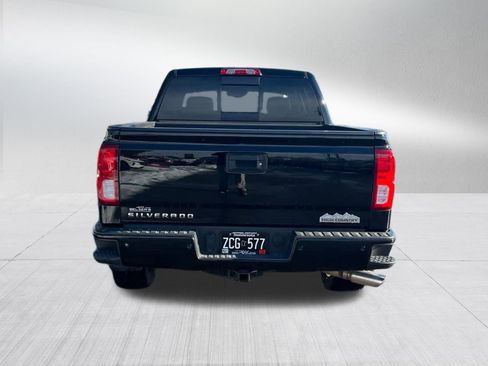 Used 2018 Chevrolet Silverado 1500 High Country image 4