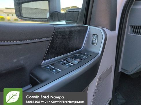 New 2026 Ford F250 XLT w/ XLT Premium Package AWD/4WD image 11