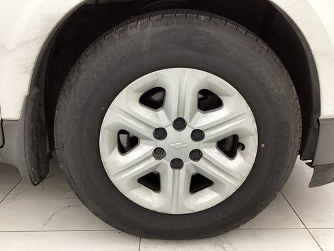 Used 2009 Chevrolet Traverse LS FWD image 18