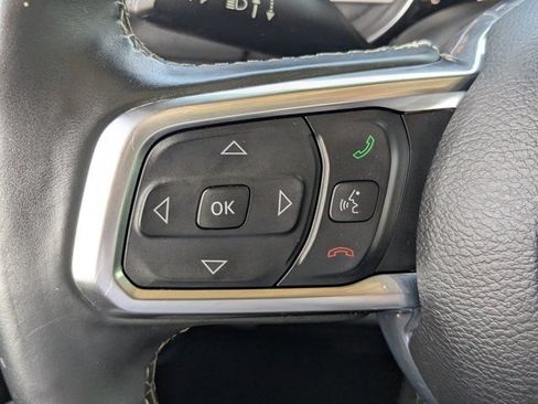 Used 2018 Jeep Wrangler Unlimited Sahara AWD/4WD image 24
