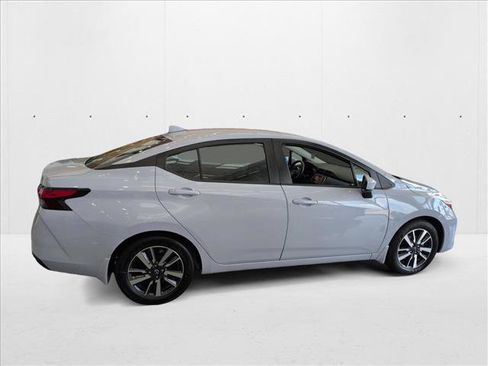 New 2025 Nissan Versa SV w/ Electronics Package image 4