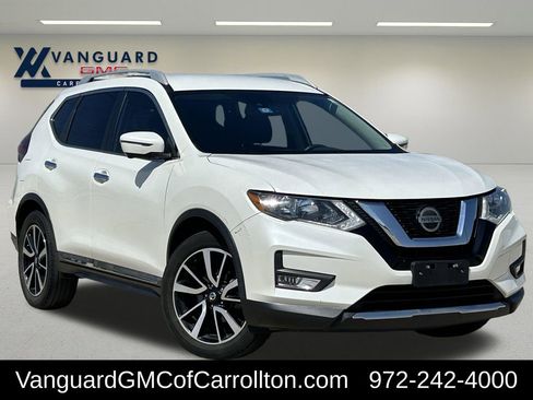 Used 2020 Nissan Rogue SL image 1