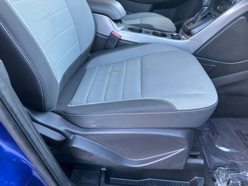 Used 2016 Ford Escape SE w/ Equipment Group 201A image 10