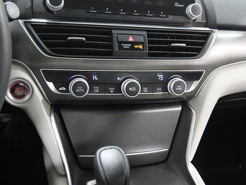 Used 2019 Honda Accord LX image 13