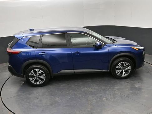 Used 2023 Nissan Rogue SV image 28