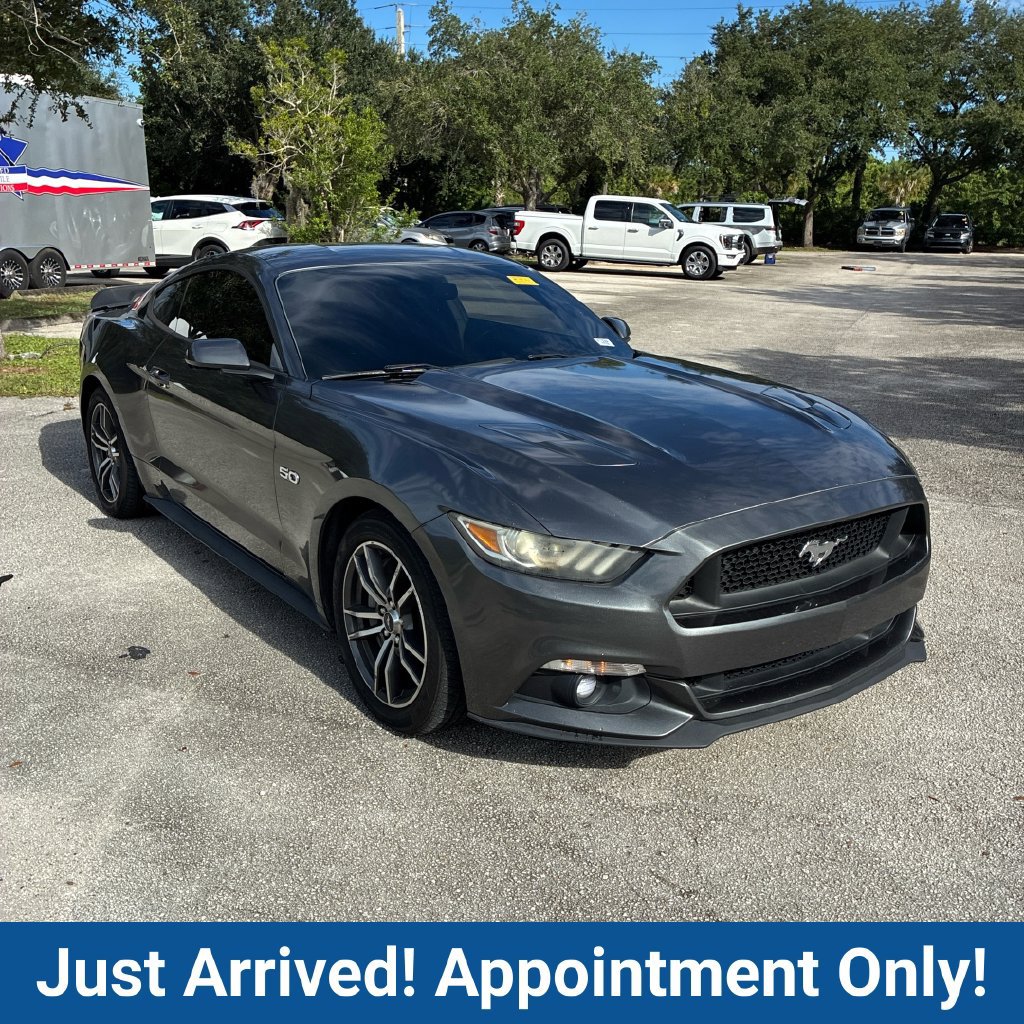 Used 2016 Ford Mustang GT RWD image 1