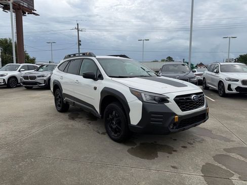 Used 2022 Subaru Outback Wilderness AWD/4WD image 5