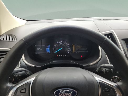 Used 2019 Ford Edge SEL w/ Equipment Group 201A FWD image 25