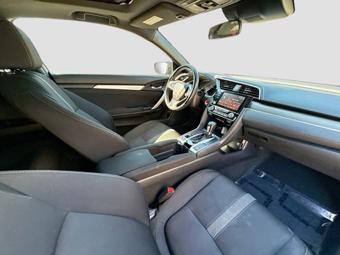 Used 2020 Honda Civic EX image 26