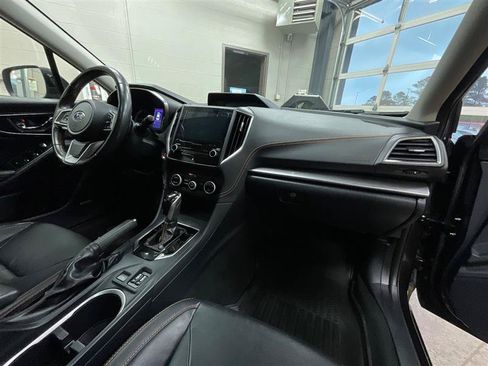 Used 2019 Subaru Crosstrek 2.0i Limited w/ Moonroof Package w/Navigation AWD/4WD image 32